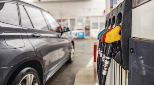 Din 16 august se reduce cu 20% acciza la motorină. Cât va fi valabilă măsura