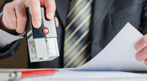Formularele 100, 112, 300, 390 VIES și alte declarații: ce trebuie depus la ANAF până pe 25 august
