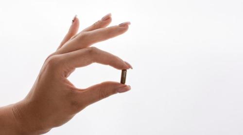Capsula inteligentă pentru pacienții fără poftă de mâncare are acum o baterie care se descompune în organism