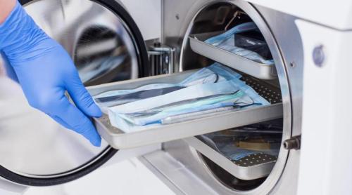 De ce sterilizarea instrumentelor contează atât de mult pentru pacient. Dr. Adina Geană (SANADOR): Pot să apară probleme