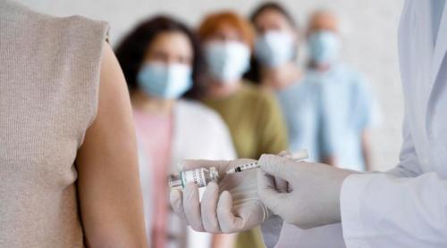 O singură doză sau două? Ce trebuie să știți despre vaccinul HPV