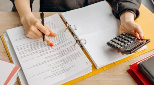 Pensii calculate greșit? Casa de Pensii vine cu explicații şi precizări pentru cei peste 2,2 milioane de senori vizați