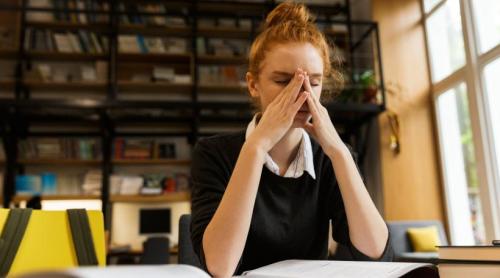 Agresiunea părinților asupra profesorilor: Infracțiunea de hărțuire și ordinul de protecție. Adelina Albu:  Pașii legali sunt aceștia