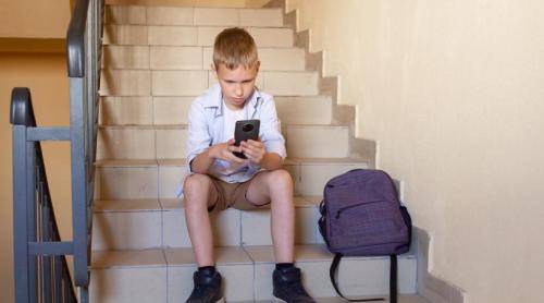 Ai voie să înregistrezi ce se întâmplă la ore? Adelina Albu explică cum aduni probe în caz de bullying fără să încalci Codul Penal