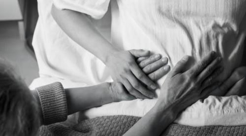 Care este cea mai mare dorință a celor aflați pe patul de moarte. Răspunsul îți poate frânge inima