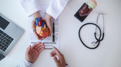 Colesterolul LDL poate fi periculos chiar dacă analizele par normale. Avertismentul unui medic cardiolog