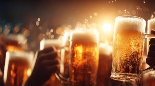 Două pahare de alcool pe zi cresc riscul de cancer de colon