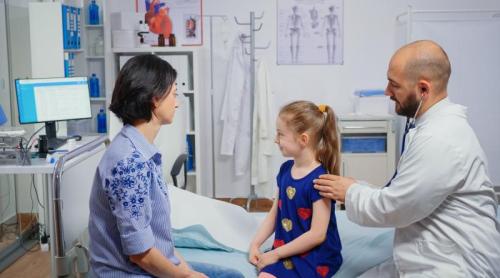 Febra nu înseamnă automat o urgență! Ce se întâmplă, de fapt, într o gardă de pediatrie